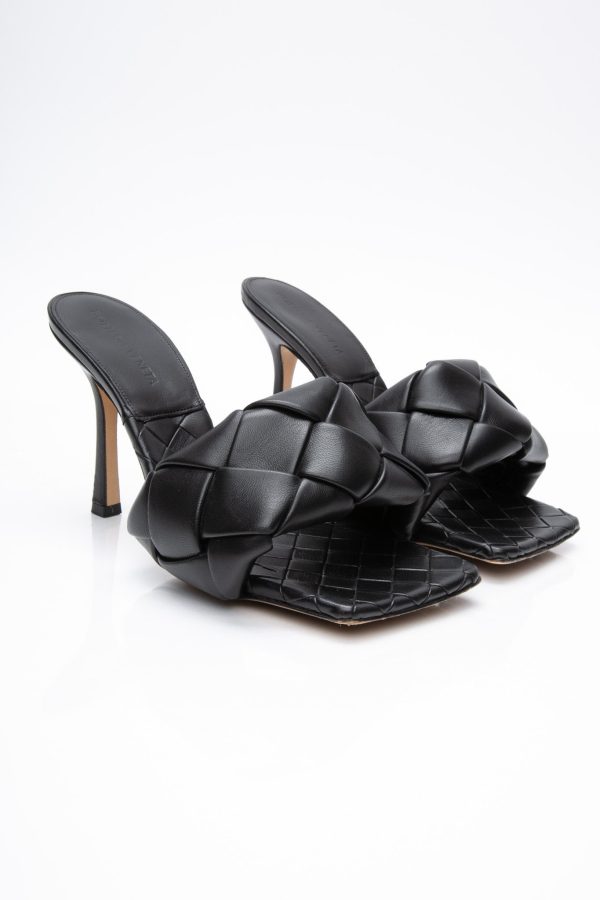 BOTTEGA VENETA Black Nappa Maxi Intrecciato Lido 90mm Mule Sandals 38 on Sale